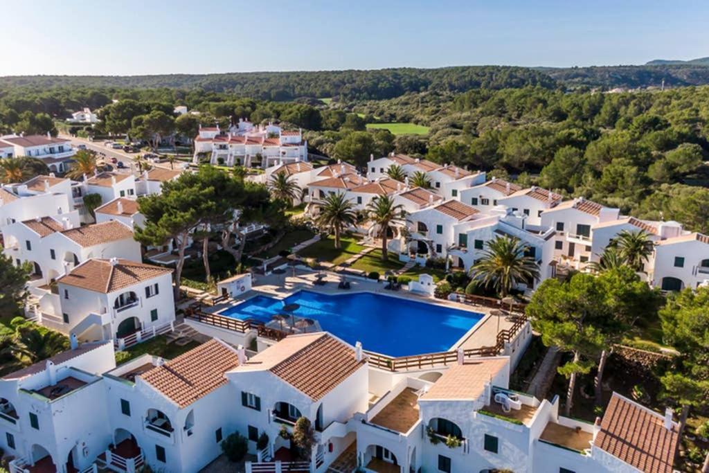 Happy Menorca Apartamento Duplex ,Piscina,Aire Acondicionado,Wiffi Port d'Addaia Dış mekan fotoğraf